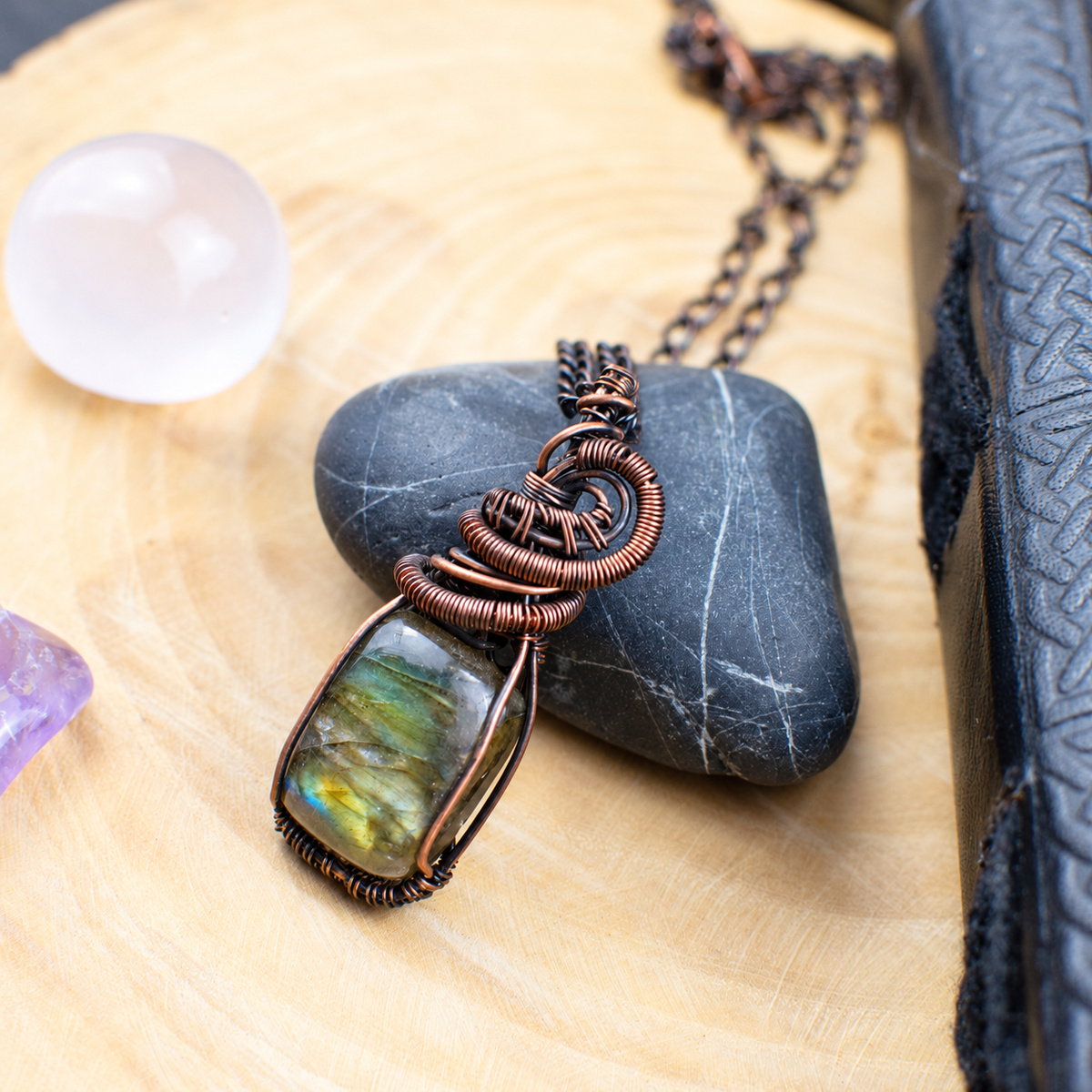 Pendentif "Soléa" en Labradorite et Cuivre vieilli – Image 2