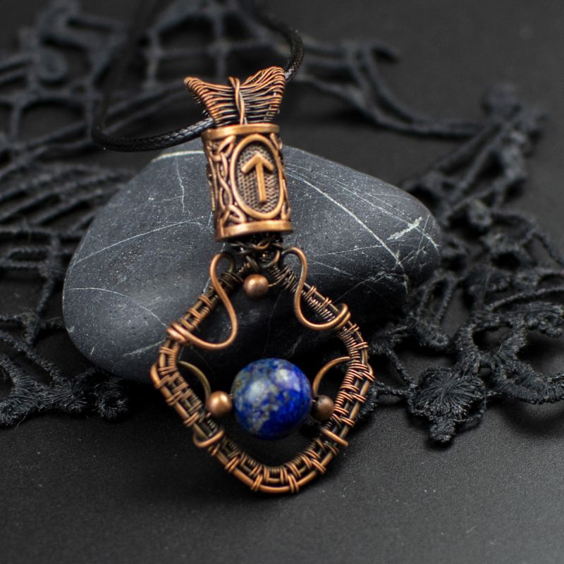 Pendentif "Héritage du Nord"- Pierre naturelle et Cuivre vieilli