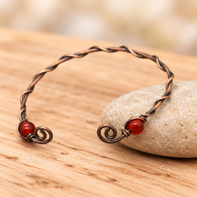 Bracelet "L'Ancrage" en Cuivre vieilli et Agate rouge