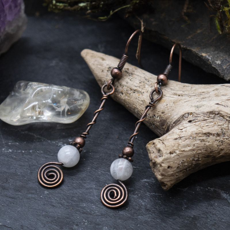 Boucles d'oreilles "Ophélune" en Cuivre vieilli et Pierres naturelles