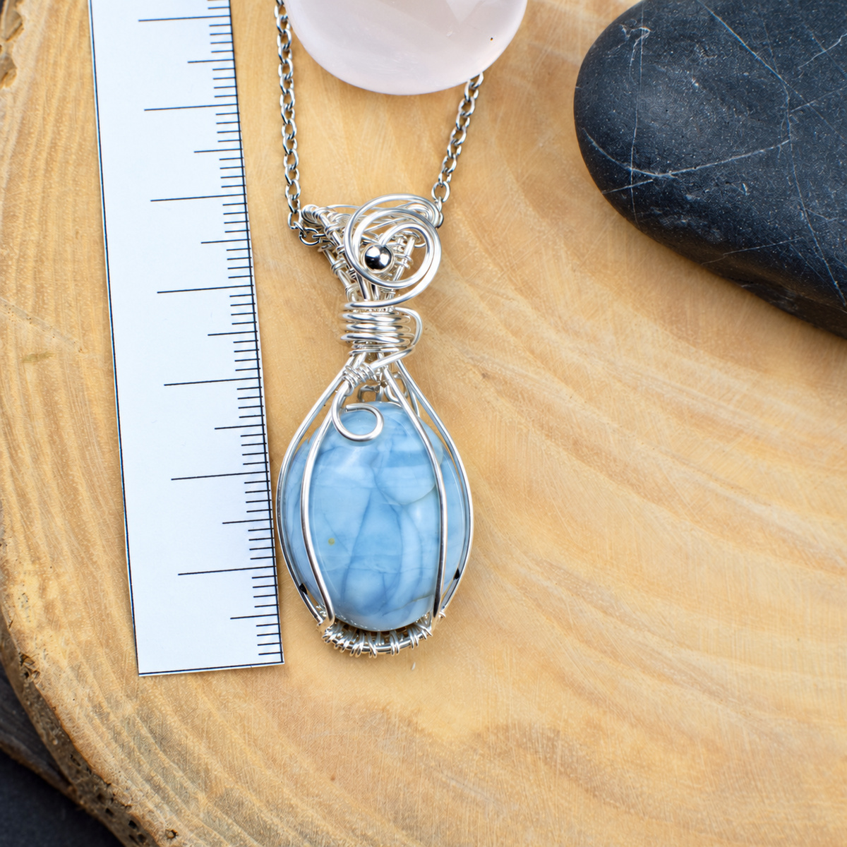 Pendentif "Givre Bleu" en Opale Bleue et Cuivre Silver-filled – Image 4