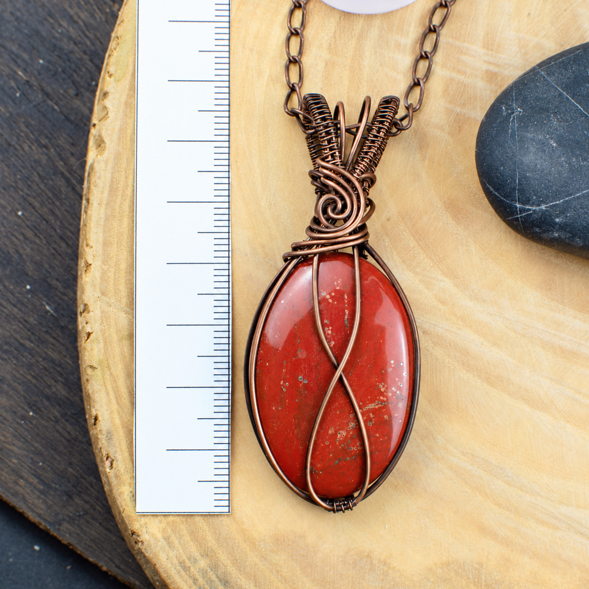Pendentif "Or des Fées " en Jaspe rouge et Cuivre vieilli – Image 5
