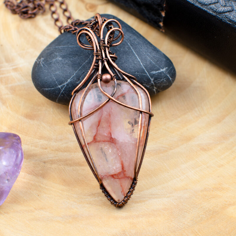 Pendentif "Morréa" en Quartz Hématoïde et Cuivre vieilli
