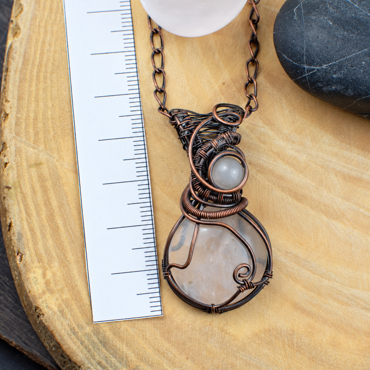 Pendentif "Potion des Secrets" en Quartz rose et cuivre vieilli – Image 5
